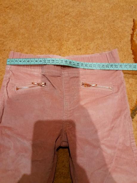 Hrubšie nohavice, 104