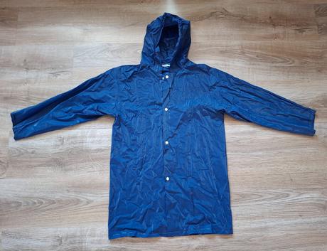 Chlapčenský pršiplášť top stav, 134