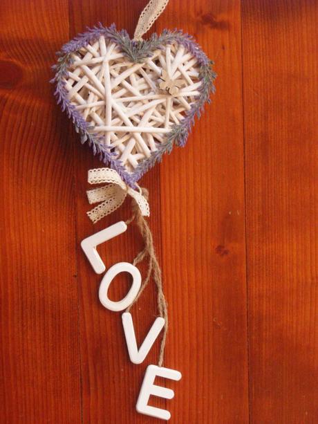 Srdiečko s levanduľou love, 