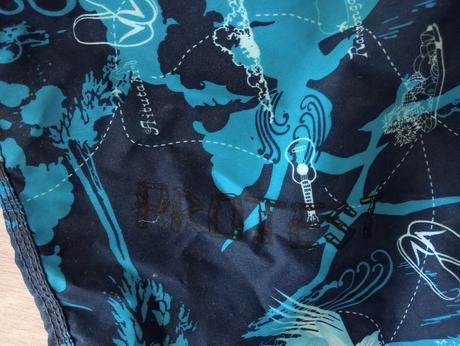 Krásny set kraťasy a kabelka protest xs-s, xs