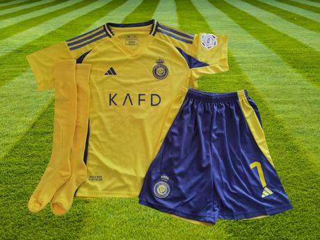 Dres cristiano ronaldo  al nassr žltá edícia 2025, adidas,134 / 140 / 146 / 152