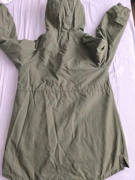 Dievčenská parka, reserved,134