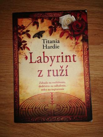 Kniha labyrint z ruží, 