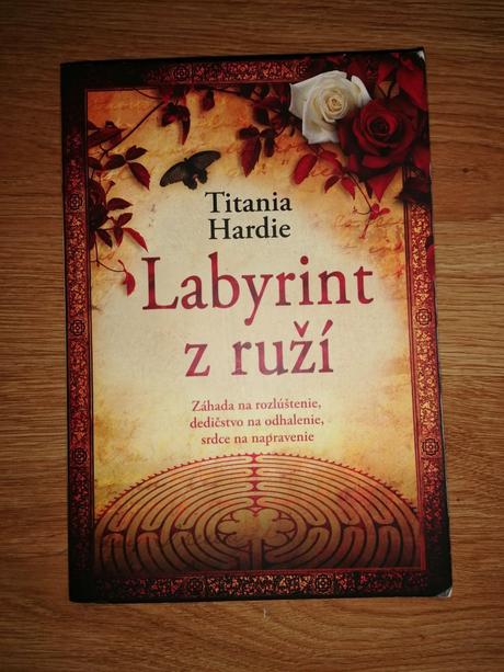 Kniha labyrint z ruží, 