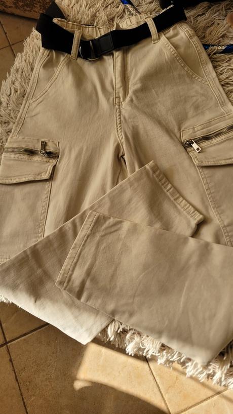 Nohavice nenosené, xs