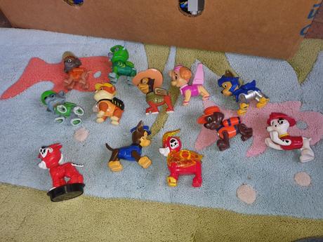 Postavičky väčšie paw patrol 1.5 eur ks,