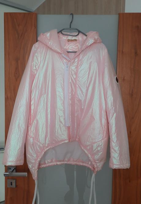 Perleťová bundička, s
