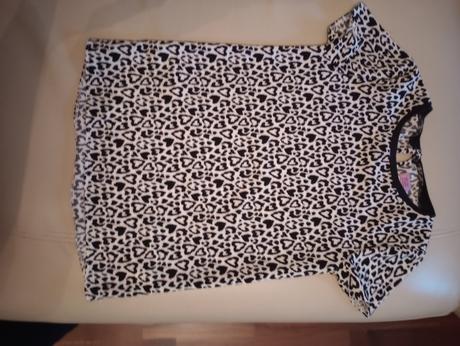 Ponúkam tričko s krátkym rukávom, f&f,146