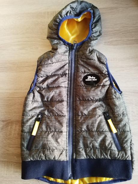 Chlapčenská vesta veľk.na 4 roky, 104