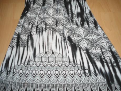 Ciernobiele tricko bez ramienok, 38