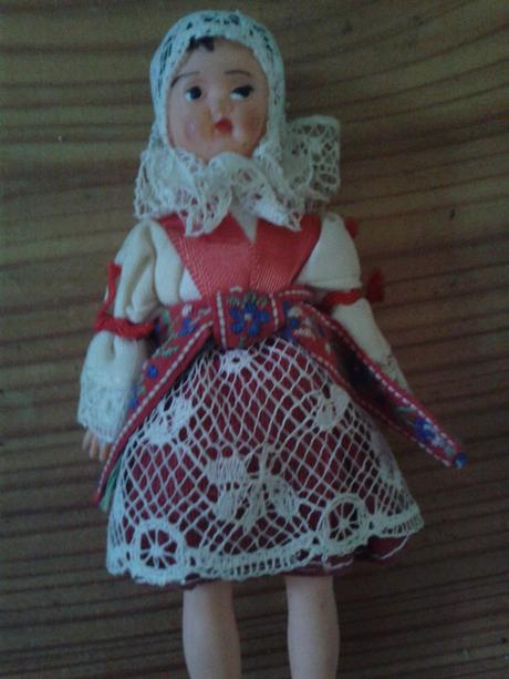 Retro krojo babiky spolu 30 eur,