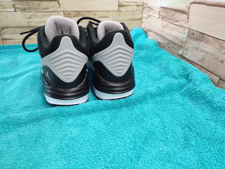 Jordan max aura 5 40 - uni čierne kožené tenisky, air jordan,40