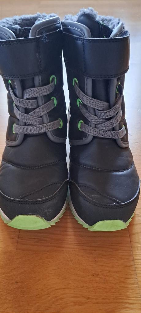 Zimne čižmy, reebok,29