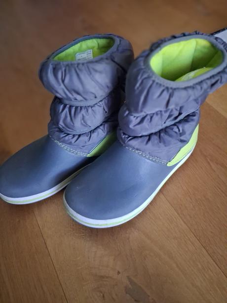 Snehule, crocs,35