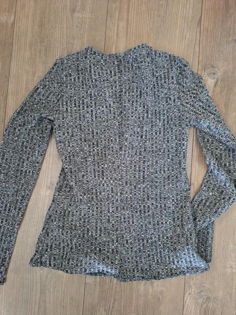 Pulovrik/tricko so snurovackou, l / m