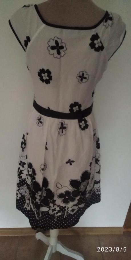 Krasne romantické saty, amisu,36