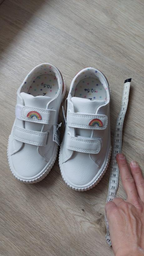 Next tenisky, next,28