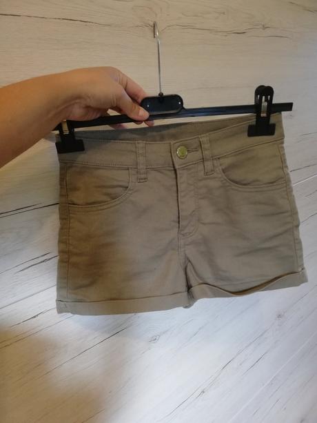 Šortky, h&m,32