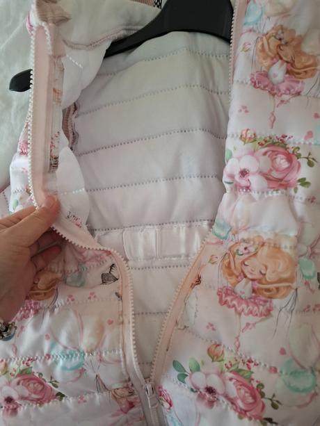 Vesta ,zajačie ušká, 116