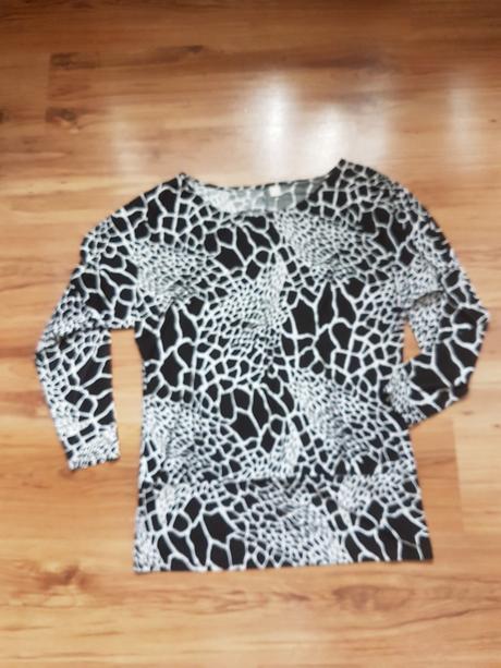 Predĺžená padavá blúzka 40-42, l