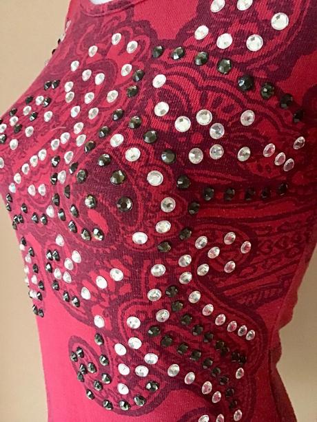 Pulóver s kamienkami, s