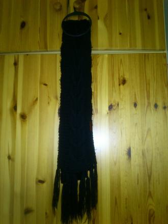 Cierny pleteny sal, m