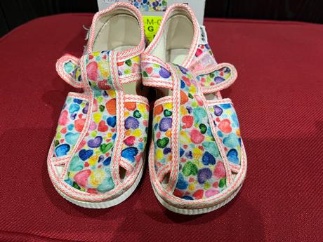 Papucky manik 25, manik,25