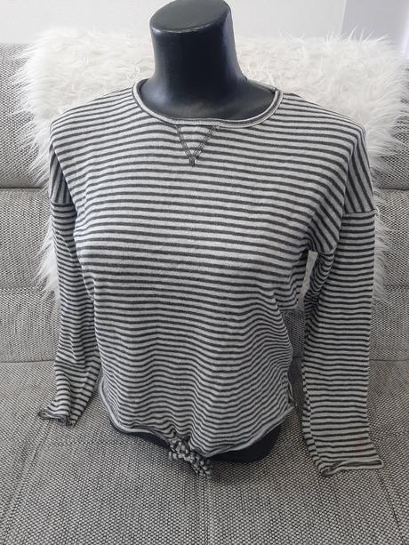 Pulover 146/152., 146