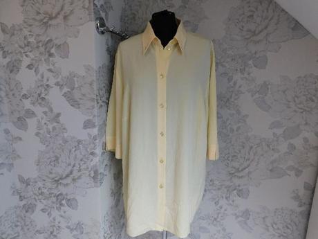 Kvalitna pekna bluzka, 50