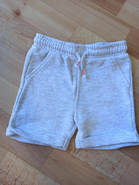 Tričká a kraťasy v. 80, f&f,80