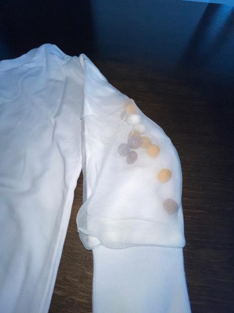 Mikina s guličkami, 98