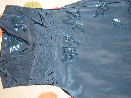 Spolocenske saty, 40