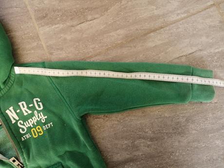 Mikina reserved v104 zelená na zips s kapucnou, reserved,104