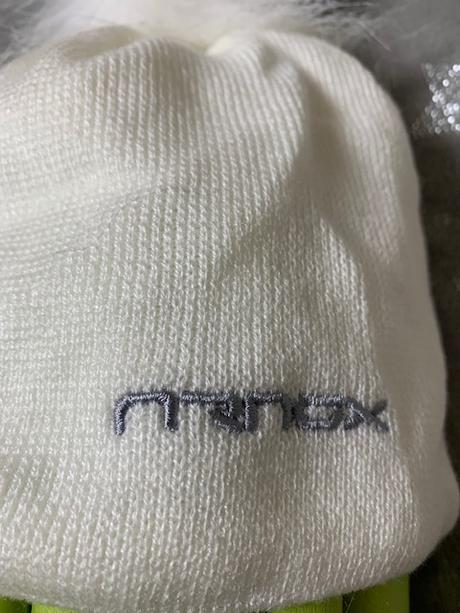 Zimná čiapka s brmbolcom, 