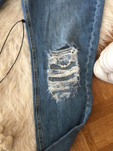 Perlickove potrhane rifle, calzedonia,xs