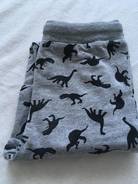 Tepláky, sinsay,122