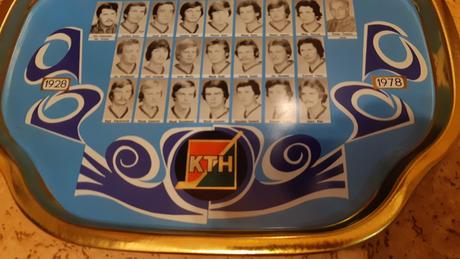 Predám upomienková kovová tacka., 