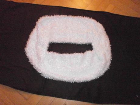 Biely šál-tunel, <50