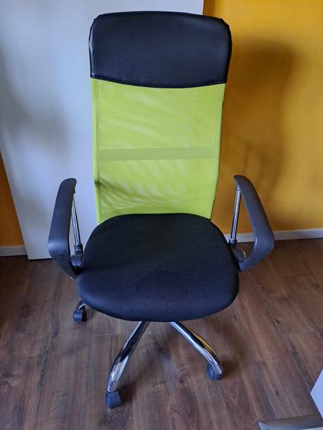 Kancelárska stolička, 