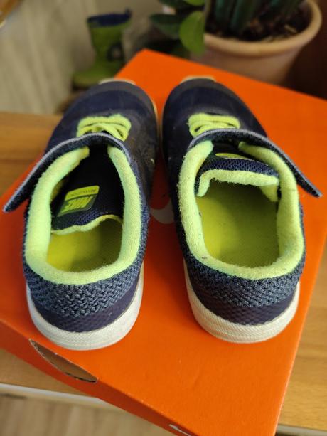 2x vivobarefoot tenisky+ nike, 27