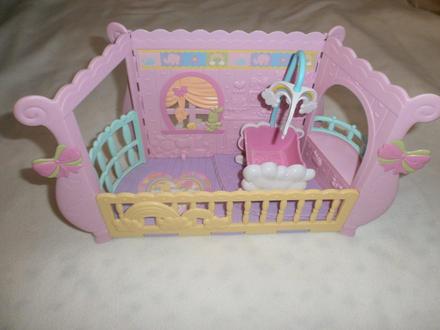 My little ponny izbička, 