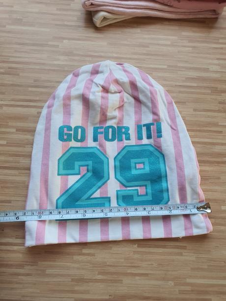 Stylova prechodna ciapka  52-54 cm, lindex,104