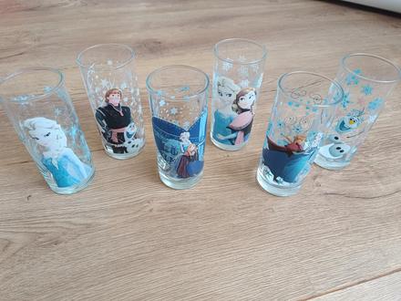 Sklenene pohare frozen,