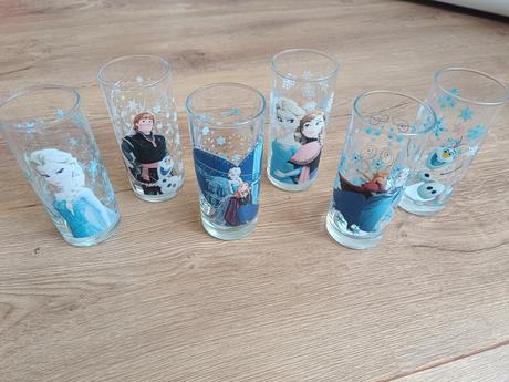Sklenene pohare frozen, 