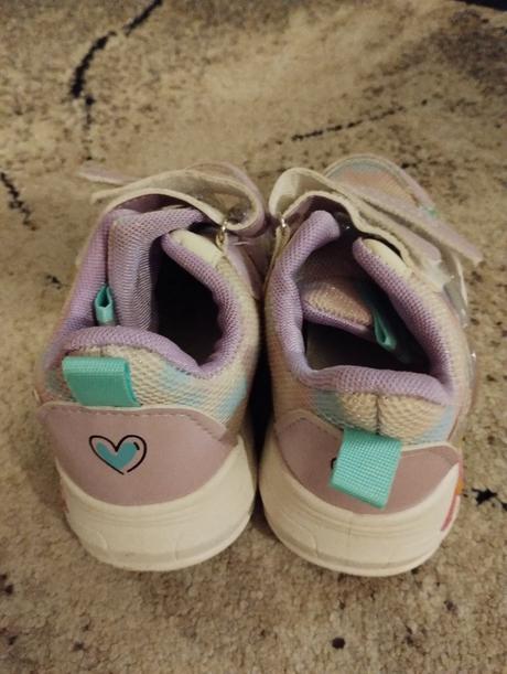 Tenisky pre dievcatko, 27