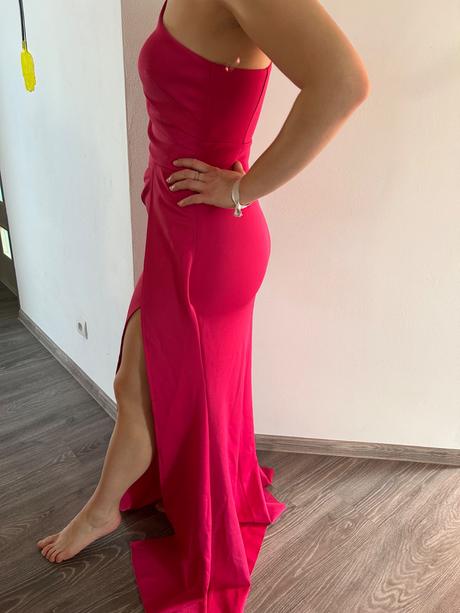 Spoločenske šaty / plesove šaty, 38