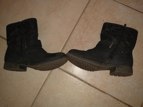 Cizmicky, deichmann,29