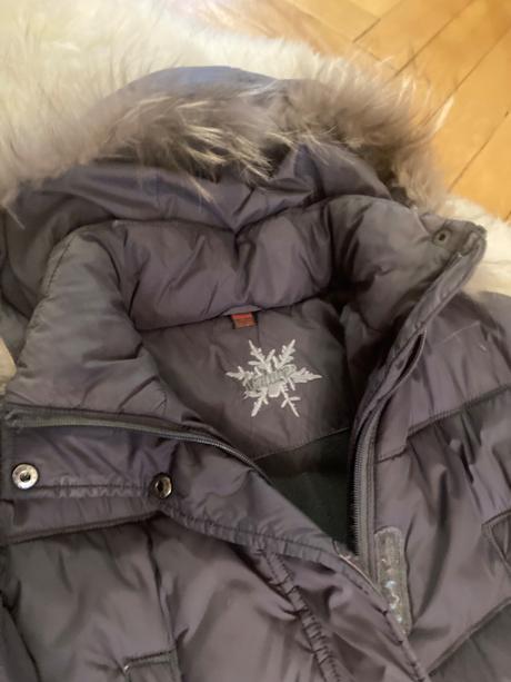 Bunda - vetrovka s kapucňou a kožušinou, 164