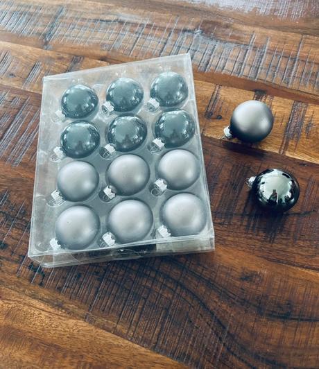 Set vianočných sklenených gúľ, 