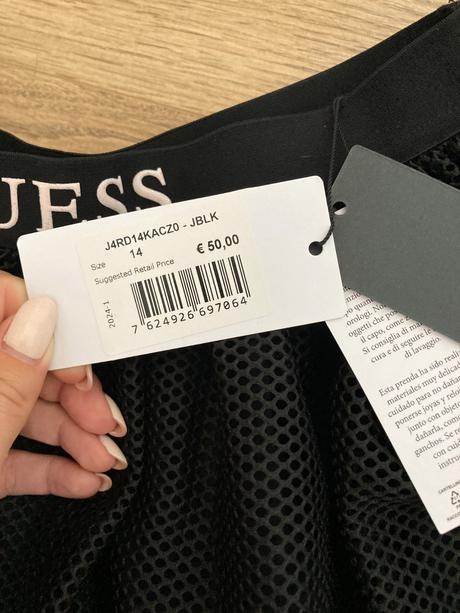 Sukna guess, guess,xs